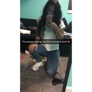 Meet your Posher, Emily